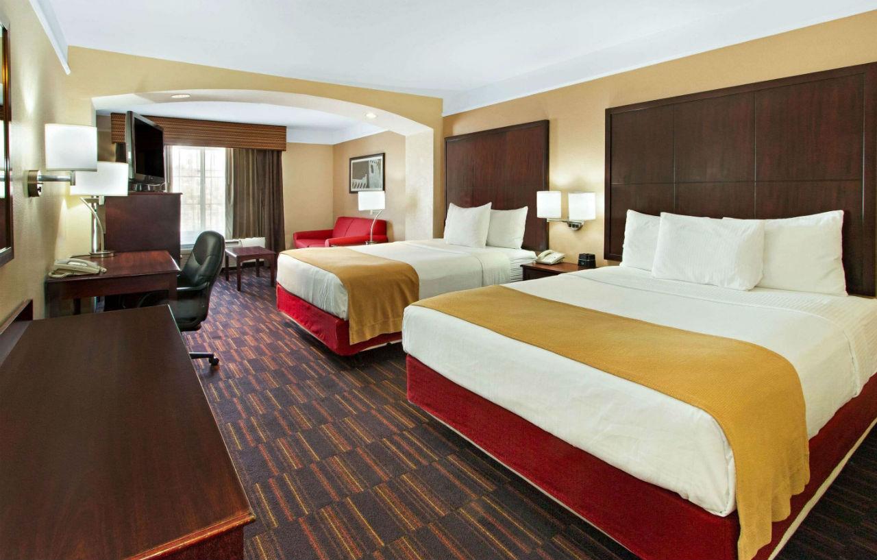 La Quinta Inn & Suites By Wyndham Albuquerque Midtown Bagian luar foto