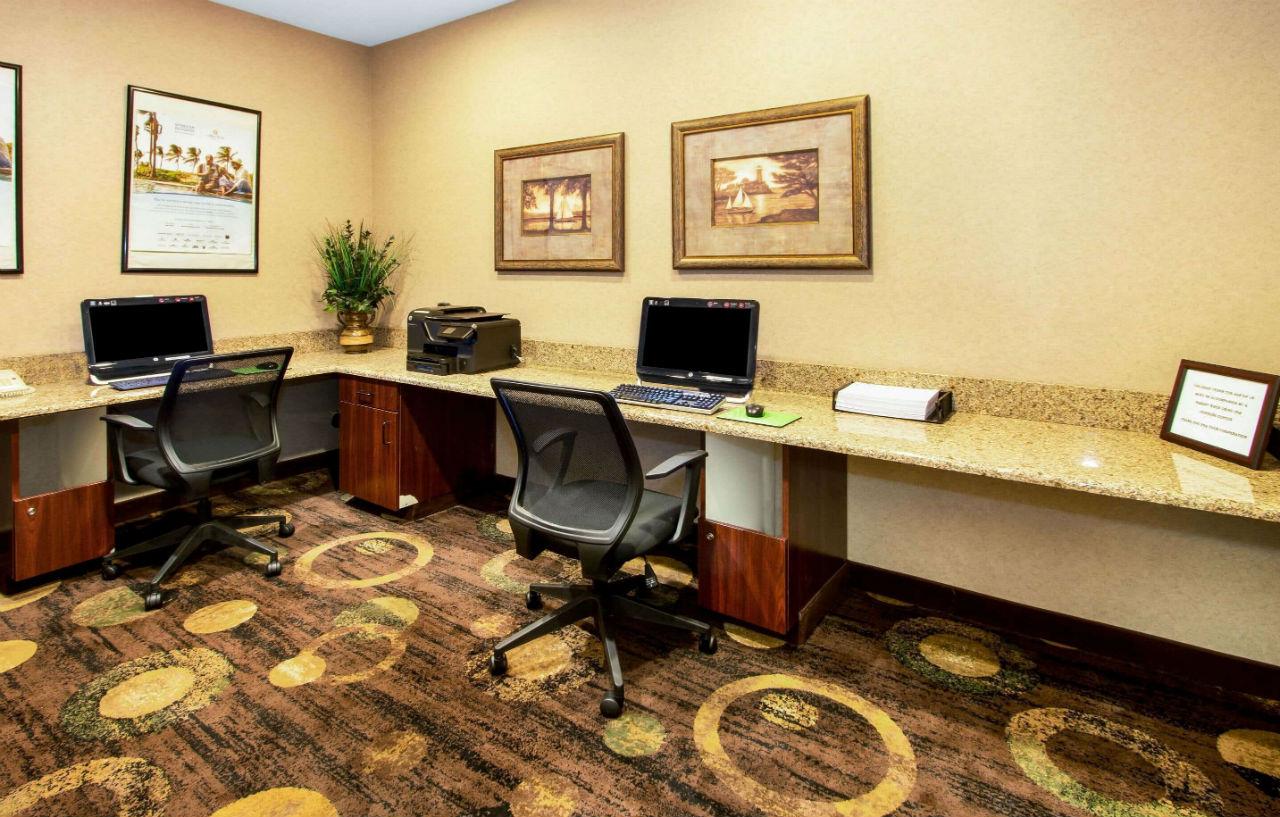 La Quinta Inn & Suites By Wyndham Albuquerque Midtown Bagian luar foto