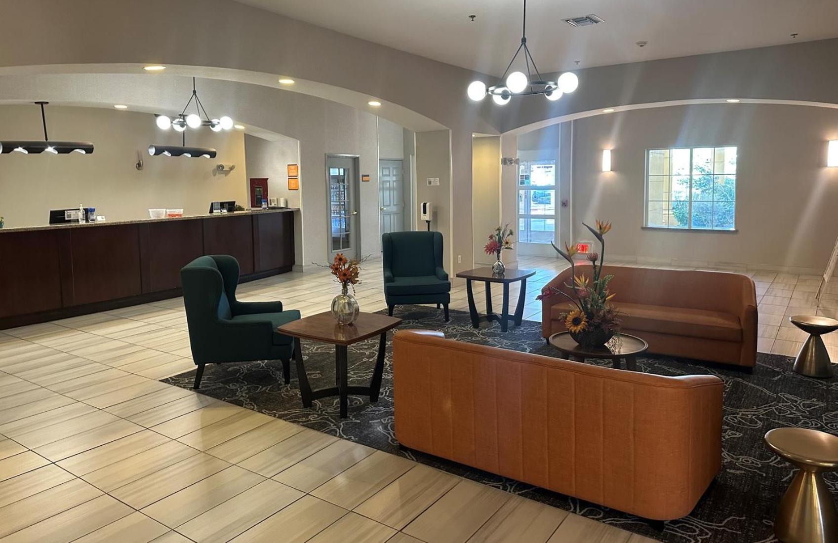 La Quinta Inn & Suites By Wyndham Albuquerque Midtown Bagian luar foto